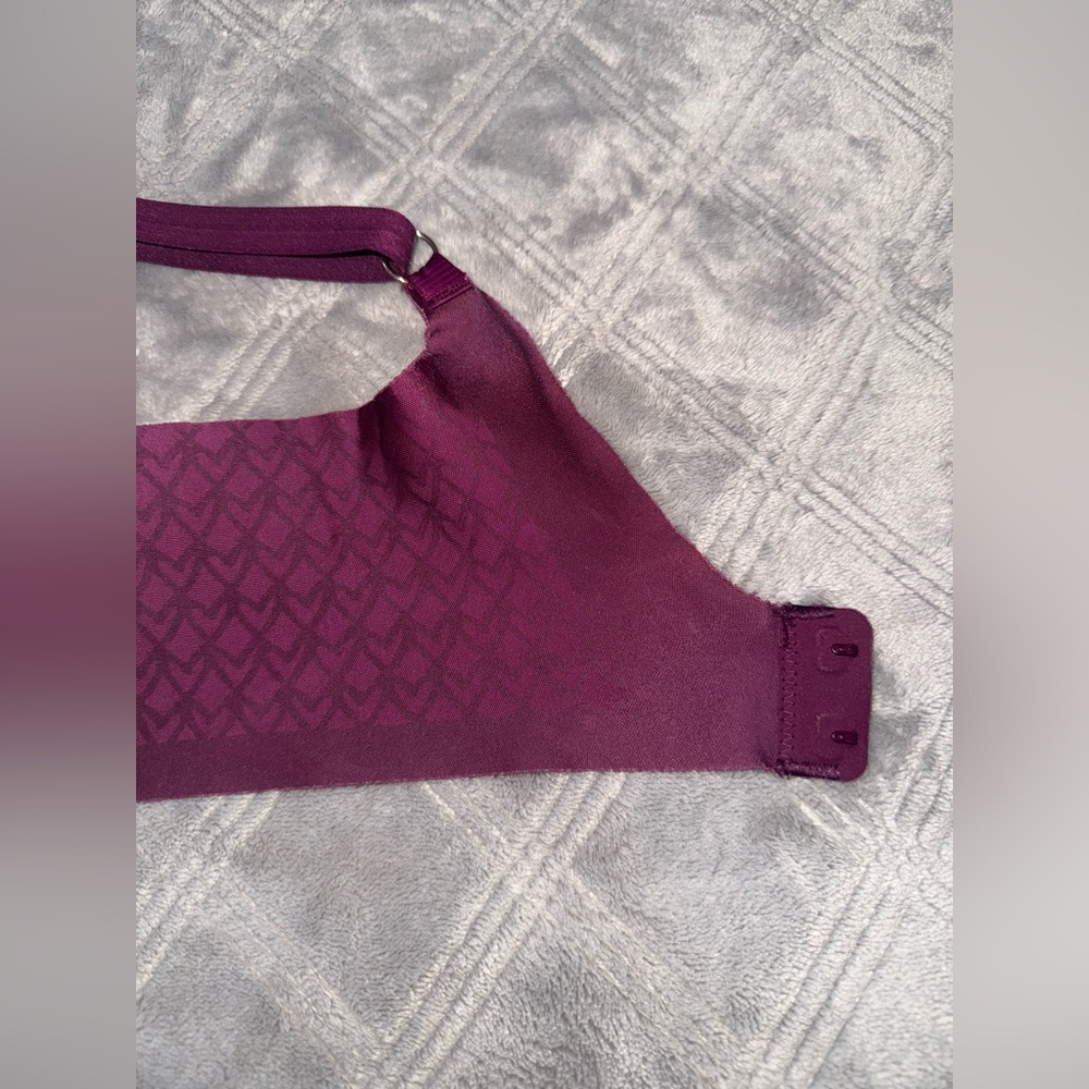 Victoria Secret push up bra 38C burgundy color - Picture 4 of 8